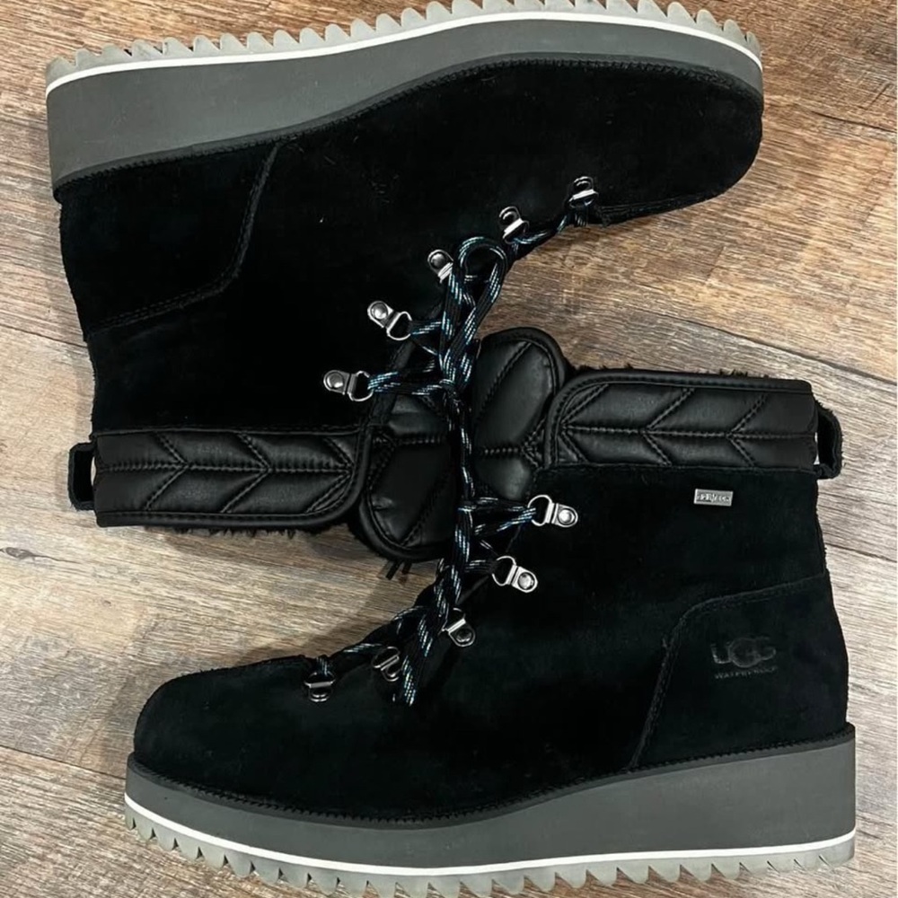 UGG Birch Waterproof Boots - Women’s size 10